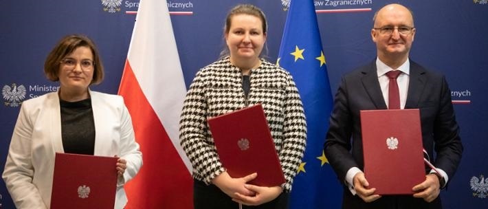 Wiceminister Wawrzyk podpisał dokumenty dot. polskiej procedury traktatowej